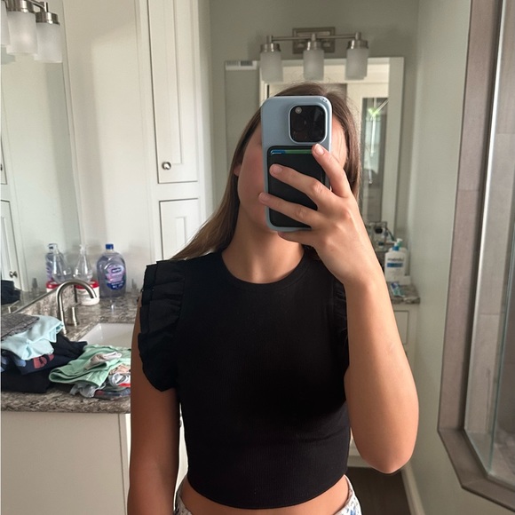 CUTEST ZARA RUFFLE TOP - Picture 4 of 4